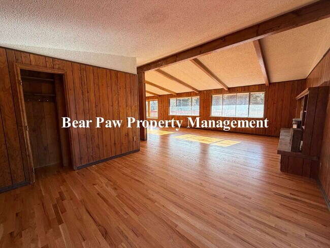 Foto del edificio - Spacious Ranch Style Home in Conifer!