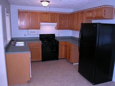 Building Photo - Great Little Ranch with Beautiful Hardwood...