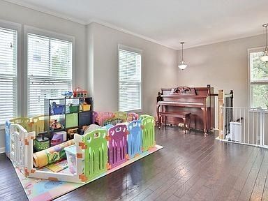 Foto del edificio - 636 Sunset Park Dr