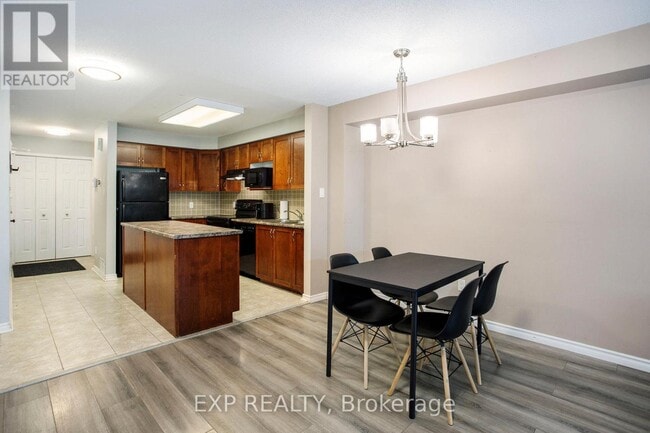 Building Photo - 163 Keltie Private
