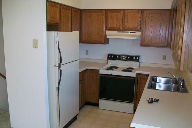 Building Photo - 1205 Centennial Pky
