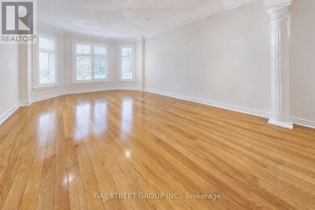 Building Photo - 25 Greenshire St