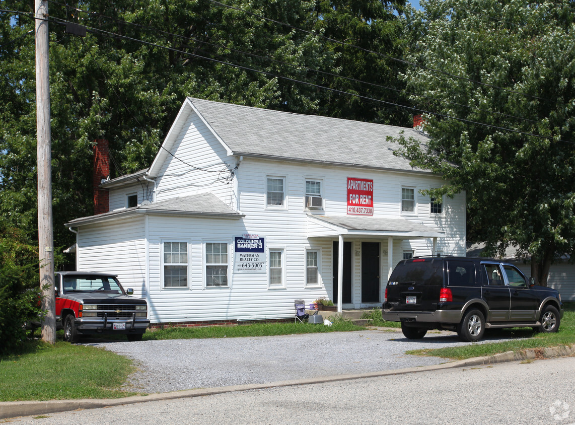 Primary Photo - 325 Winchester Creek Rd