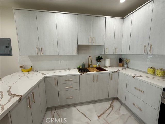 Foto del edificio - 17606 Orna Dr