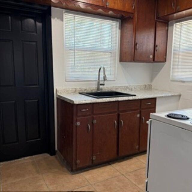 Foto del edificio - 754 Parklawn Ct