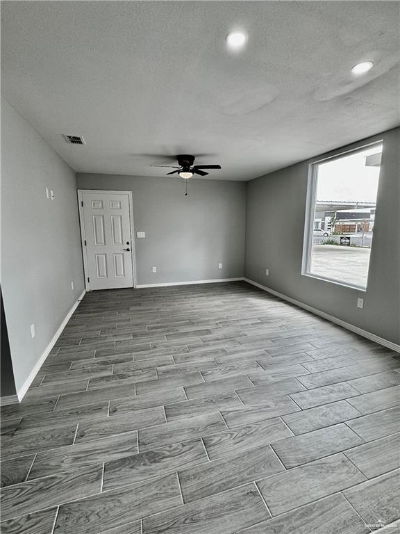 Foto del edificio - 11 Acacia St