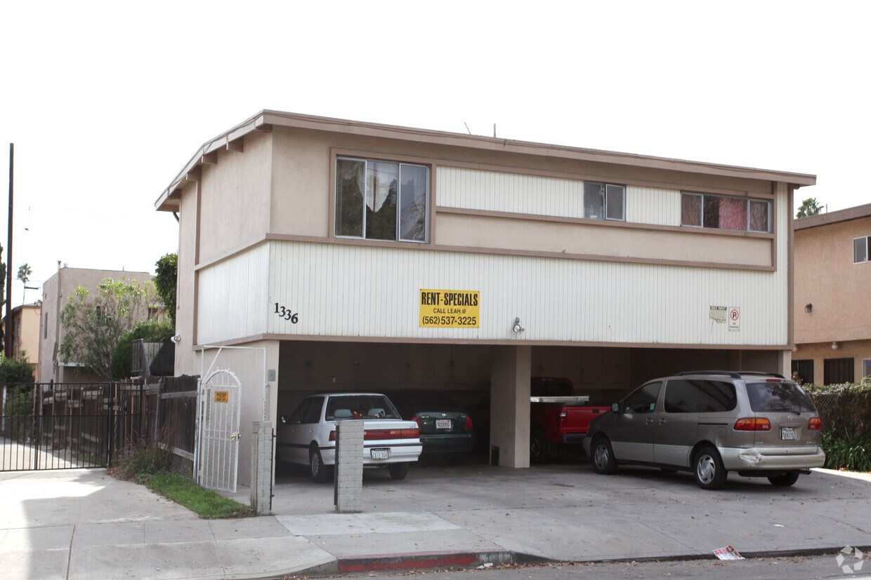 Primary Photo - 1336 Hellman St