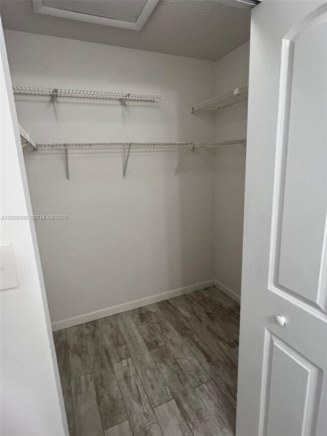 Foto del edificio - 9203 SW 138th Pl