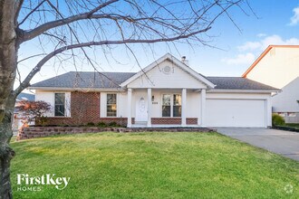 Building Photo - 210 Briar Valley Ct S