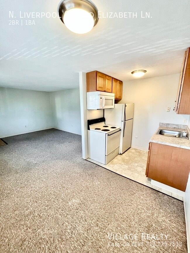 Building Photo - 55 N Liverpool St