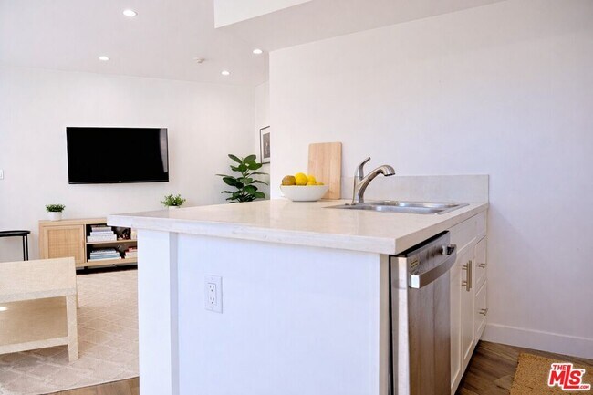 Foto del edificio - 842 11th St