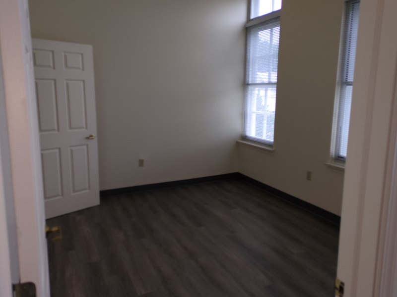 Building Photo - 43 E Noble Ave