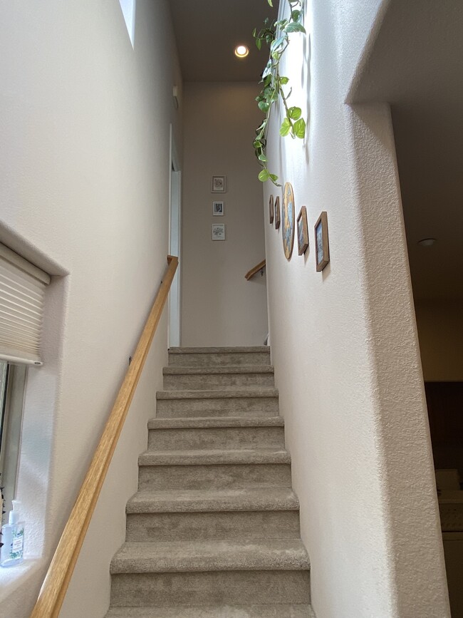 Entry Stairs to Living Area - 3926 Iowa St