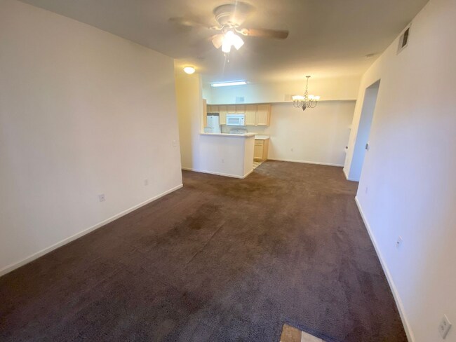 Foto del edificio - 2615 W Gary Ave