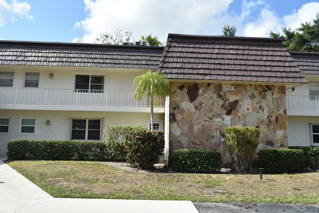 Primary Photo - 12003 Poinciana Blvd