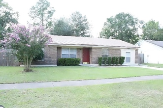 Building Photo - 2460 Justin Rd E