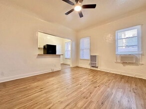 Building Photo - 1172 N New Hampshire Ave