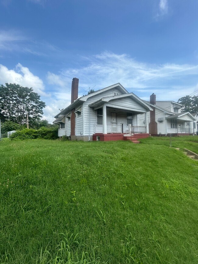 Foto del edificio - 5319 Wilborn Dr