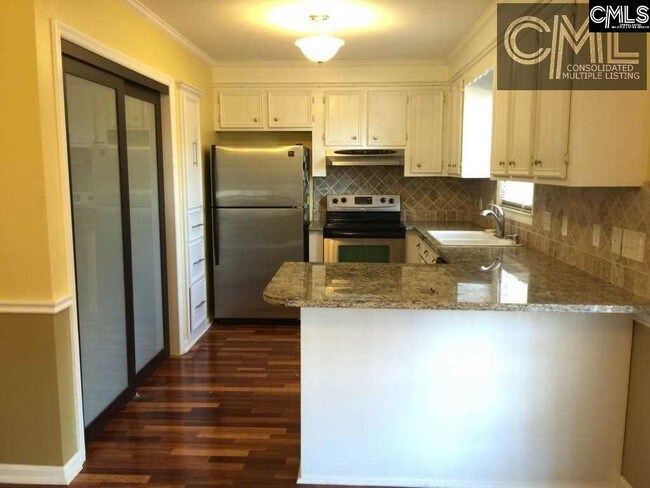 Foto del edificio - 208 Camp Creek Dr