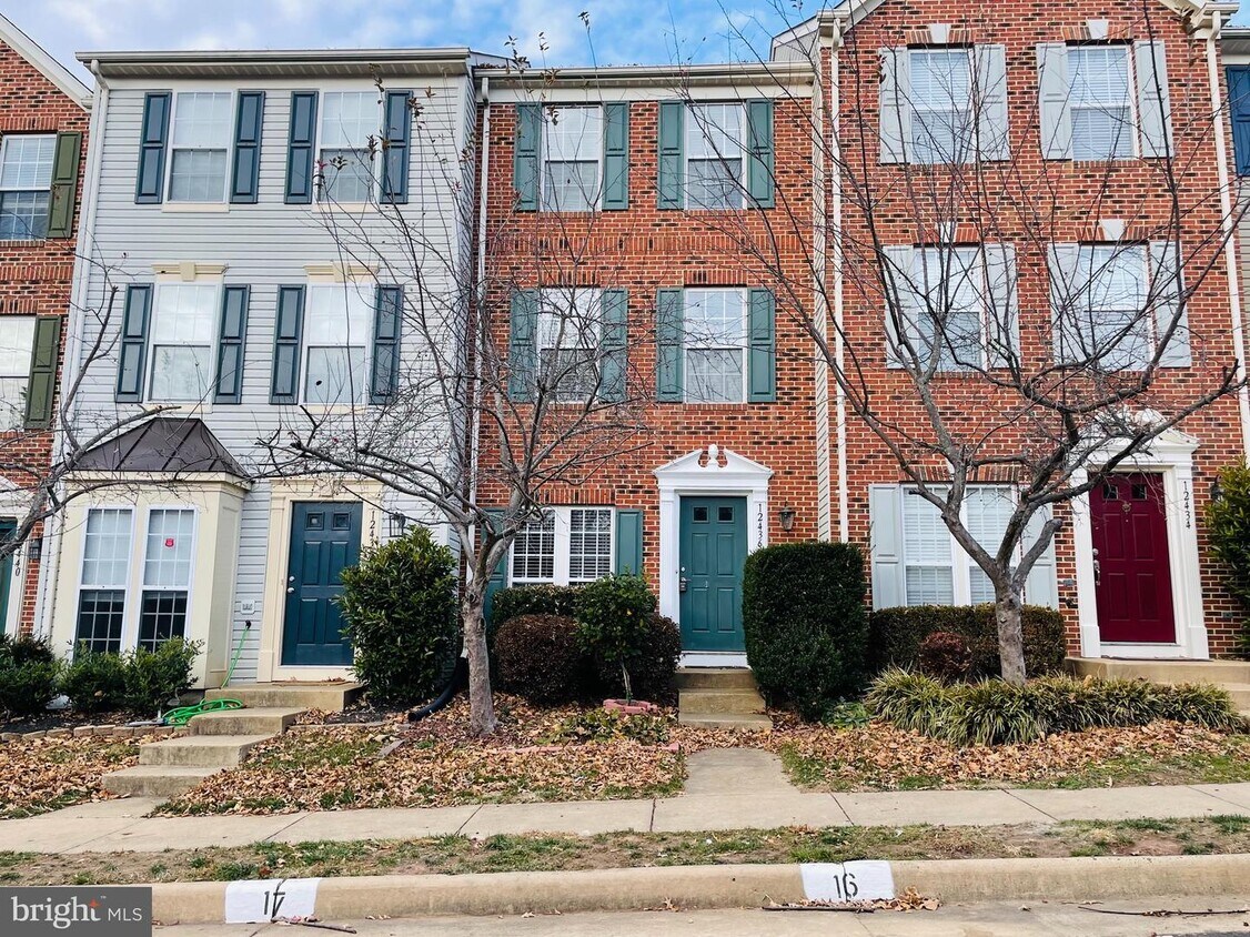 Primary Photo - 12436 Selkirk Cir