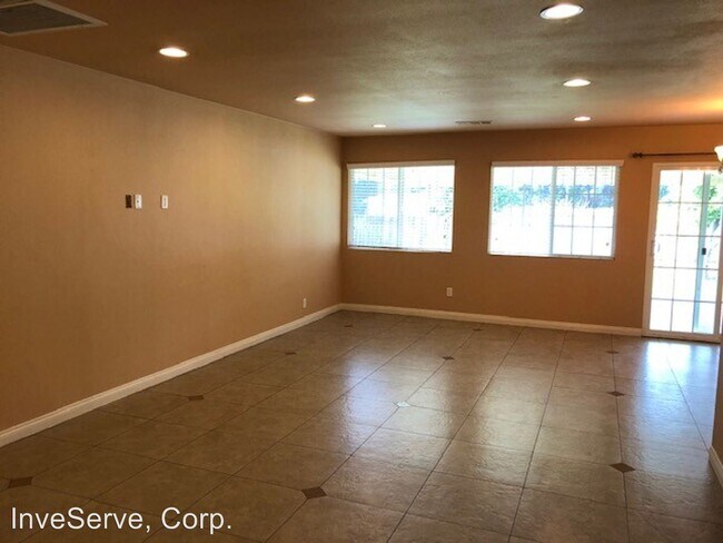 Building Photo - 3 br, 2 bath House - 1543 S. GRANDRIDGE AVE.