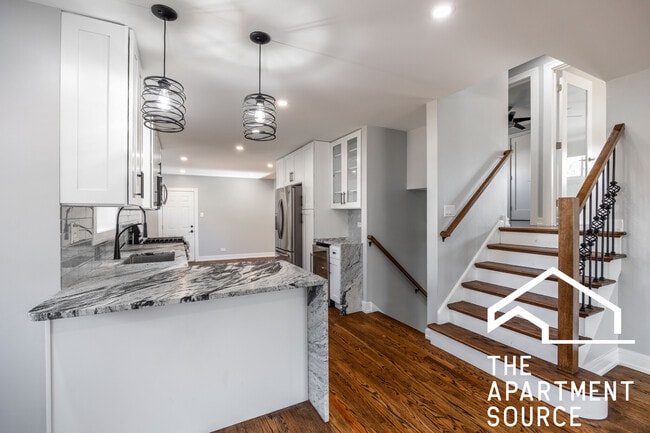 Photo - 7225 E Prairie Rd House