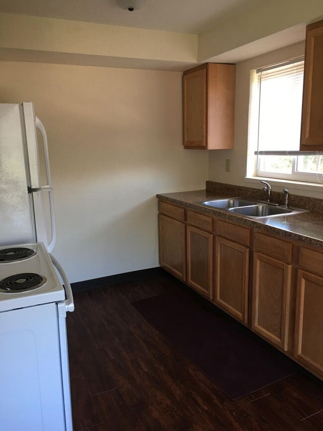 Foto del edificio - Cozy 2 Bedroom Apartment Available!