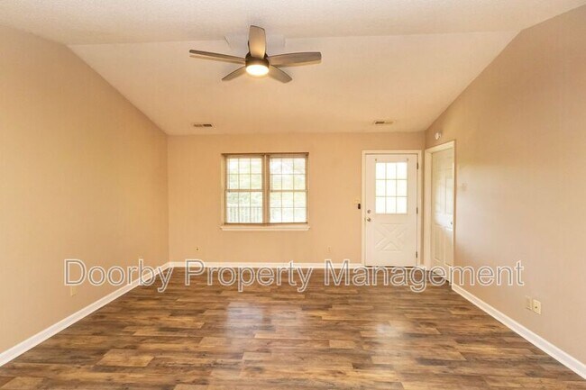 Foto del edificio - 6330 Harrison Ooltewah Rd