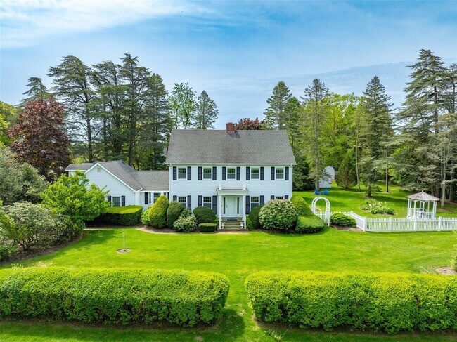 Building Photo - 110 Sleepy Hollow Ln