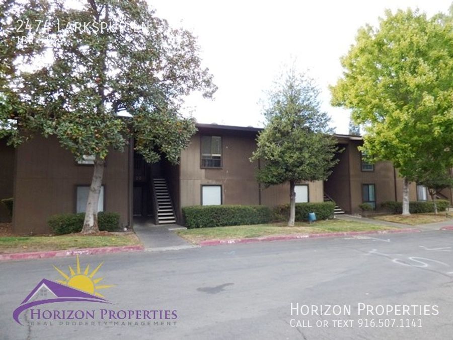 Primary Photo - MOVE IN NOW! Second Floor 1 Bed 1 Bath 760...