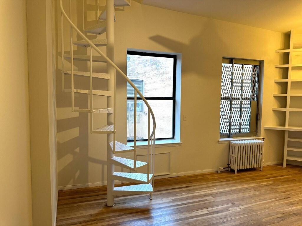 Foto principal - 605 W 112th St