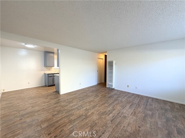 Building Photo - 1604 W 227th St