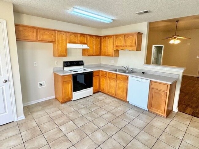 Building Photo - Beautiful Home In Southaven-Availalbe Now!