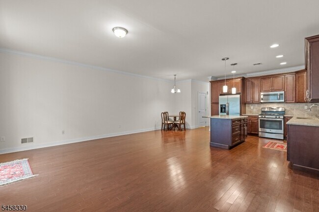 Foto del edificio - 52 Parkside Dr