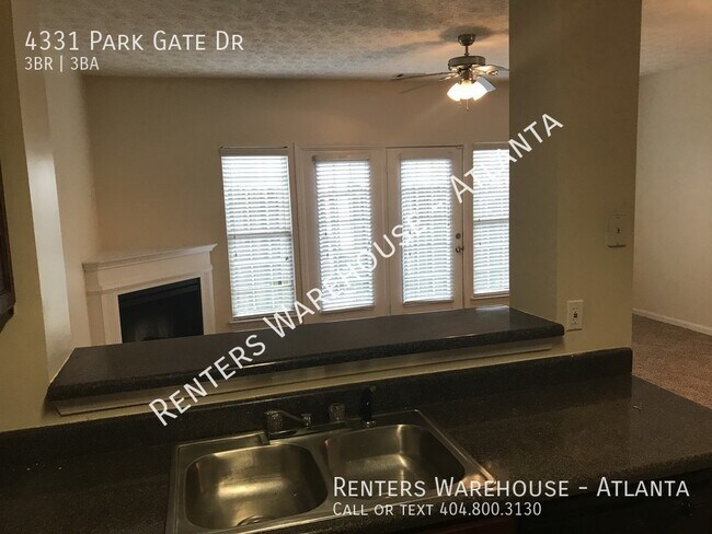 Building Photo - Unit 166 - Beautiful Gated Atlanta Townhom...