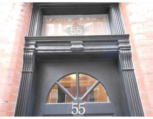 Building Photo - 55 Phillips St