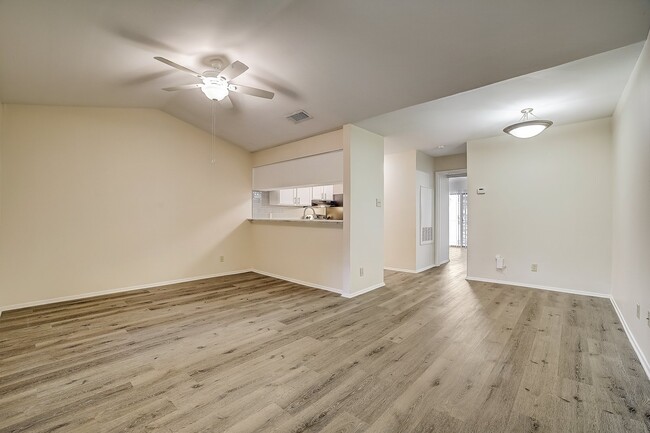 Building Photo - 8615 Rockwood Ln