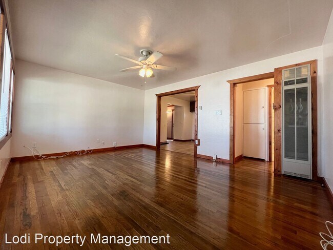 Building Photo - 3 br, 1 bath House - 321 CROSS STREET
