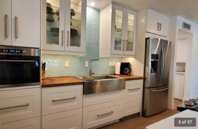 Foto del edificio - Tempe Gem - Fully furnished with a pool