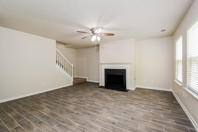 Building Photo - 6734 Brookfield Way