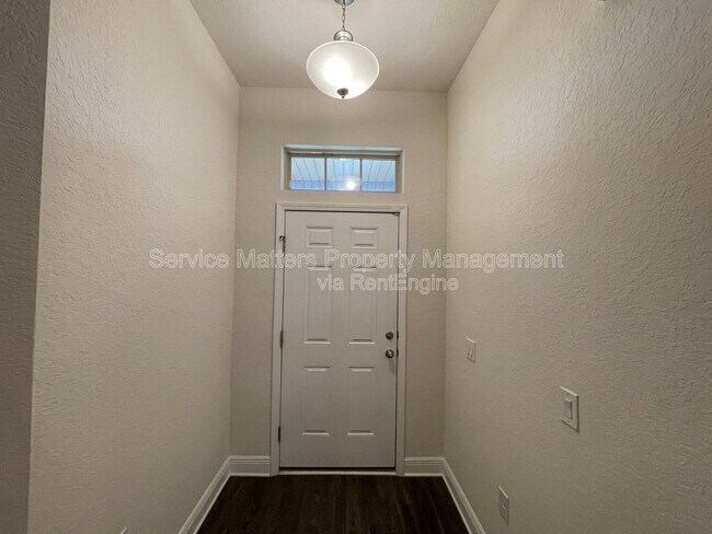 Foto del edificio - 5153 Peach Dr