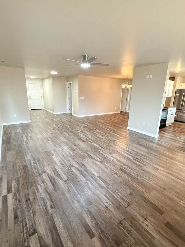 Foto del edificio - 4250 Swift Ave SW