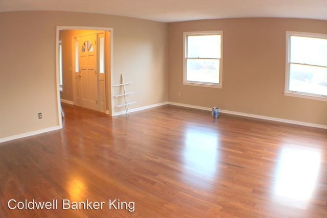 Building Photo - 115 Hudson Dr
