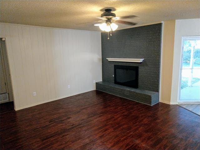 Foto del edificio - 2104 Green Apple Ln