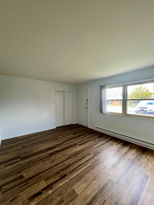 Foto del edificio - 765 N Macomb St