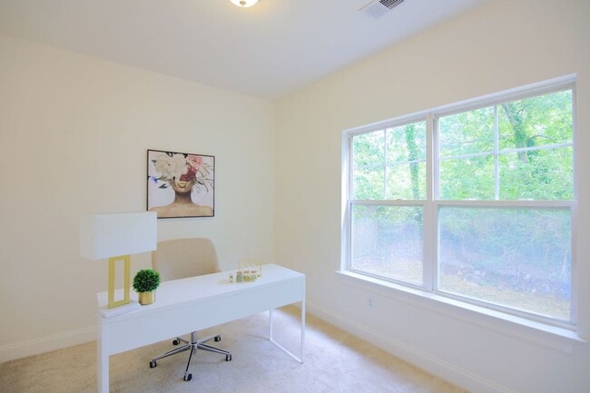 Building Photo - 1454 Rome Dr NW