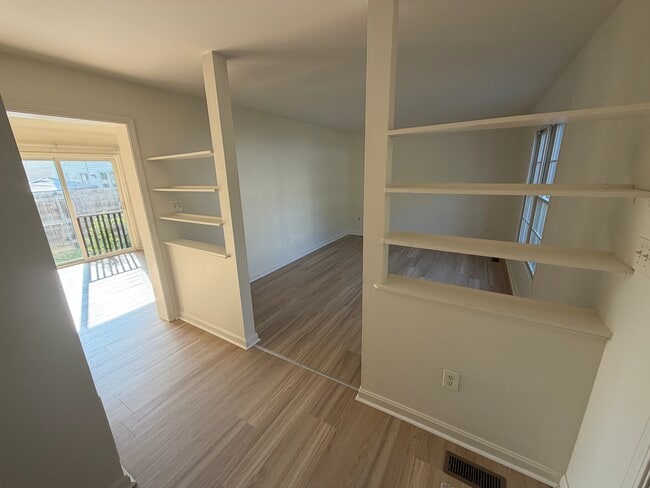 Family room includes built in shelves - 903 Harwood Rd