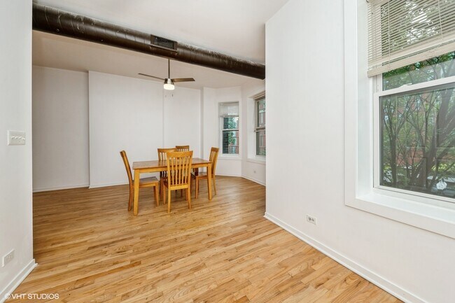 Foto del edificio - 1333 W Taylor St