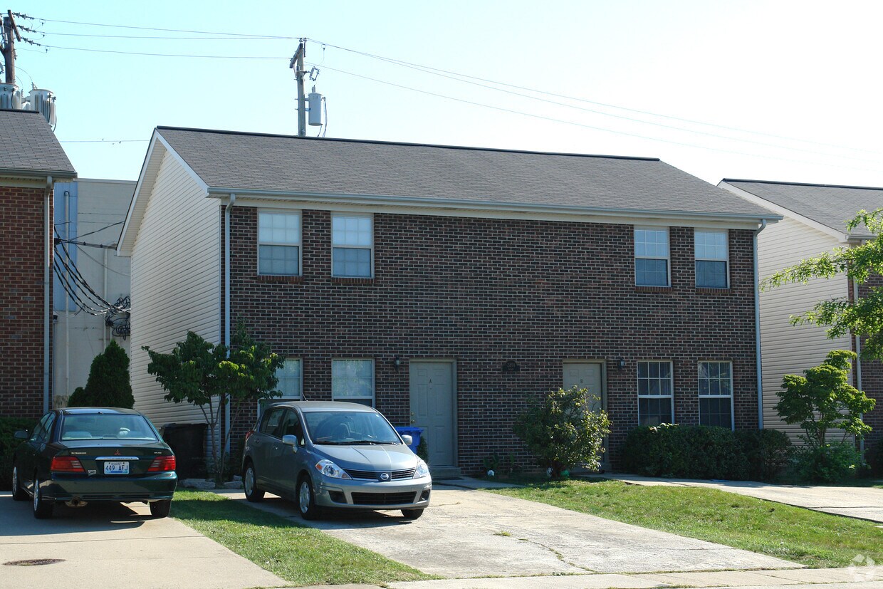 Primary Photo - 2891 Gribbin Dr