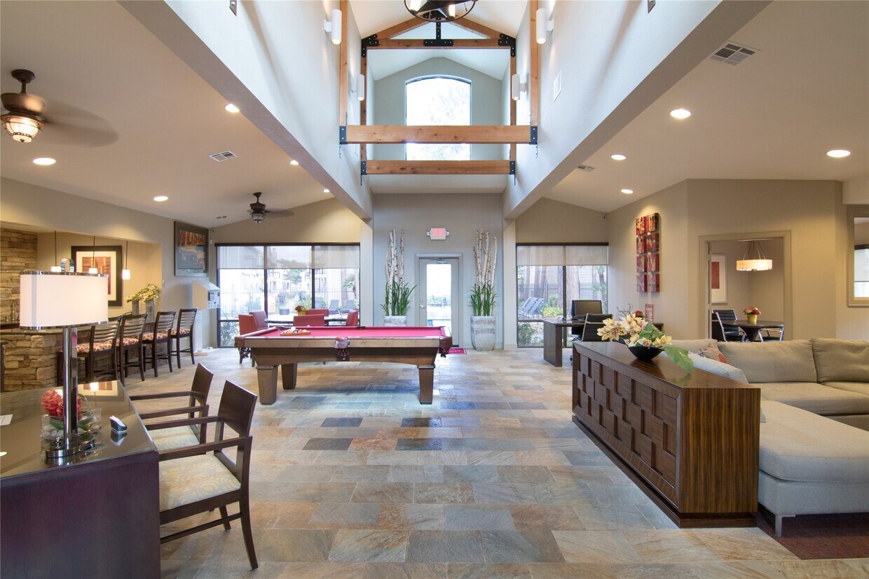 Primary Photo - 8282 Cambridge St